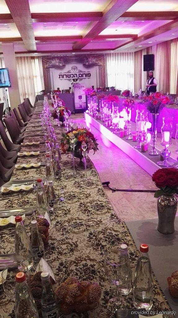 Prima Palace Hotel 4*